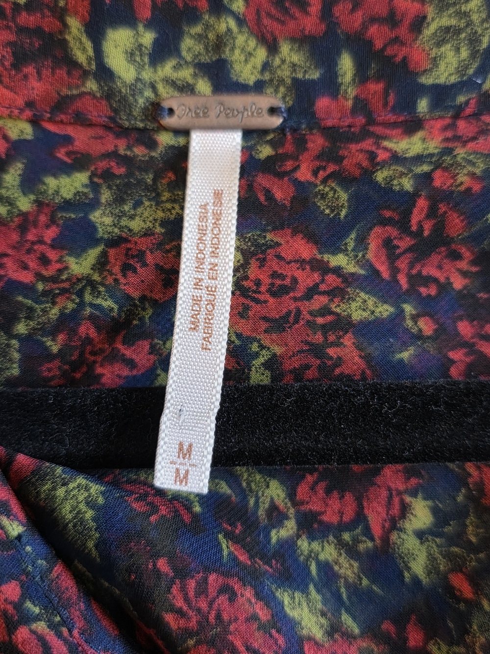 Free People Sheer Floral Button Front Blouse Medium Boho High Low Top Goth - Picture 5 of 6